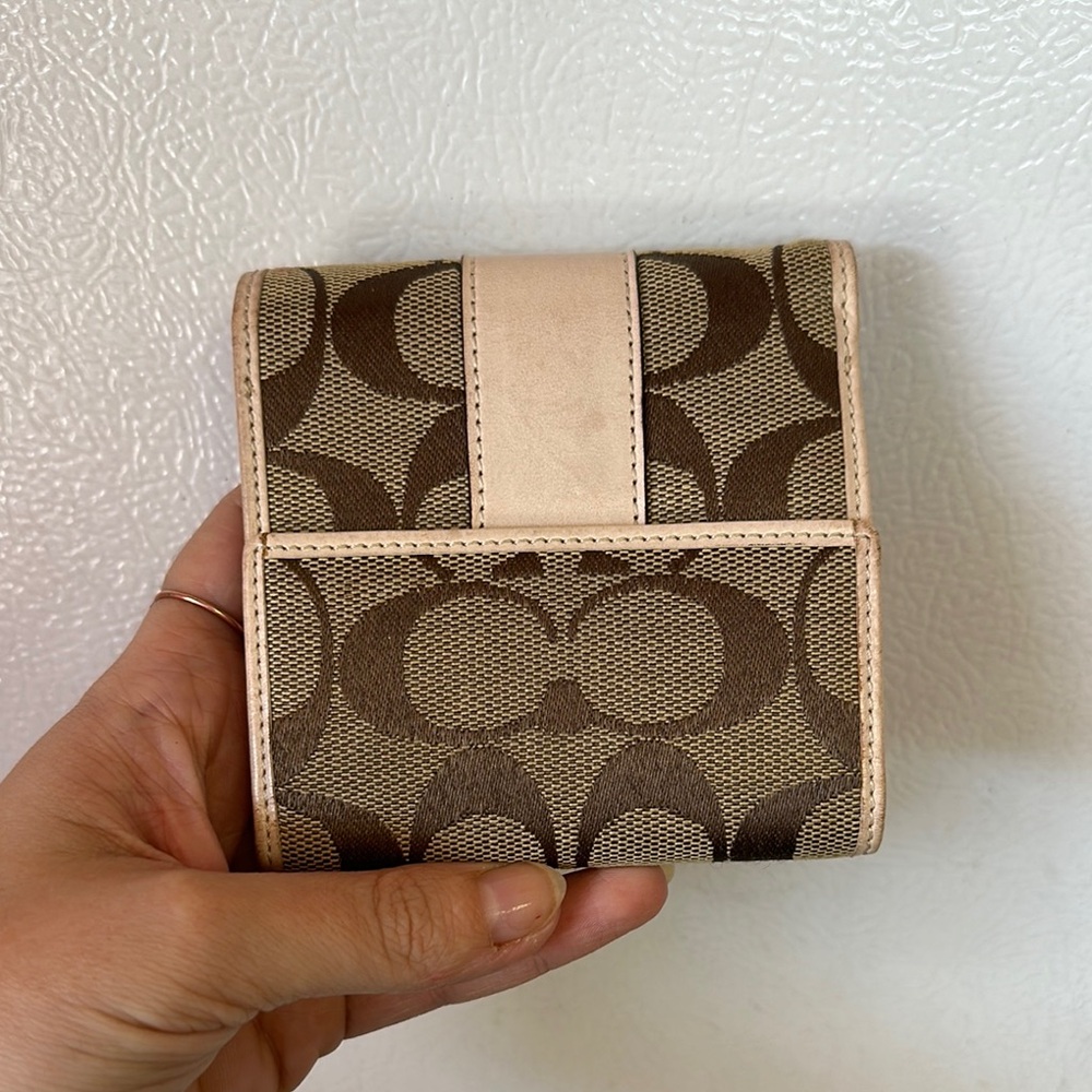 Vintage Coach Leather Monogram Print Billfold Wallet - Picture 2 of 5